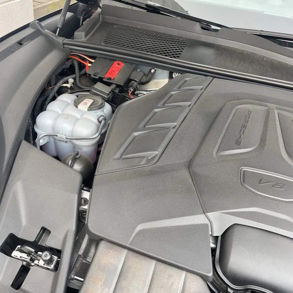 2025 Porsche Cayenne Turbo GT