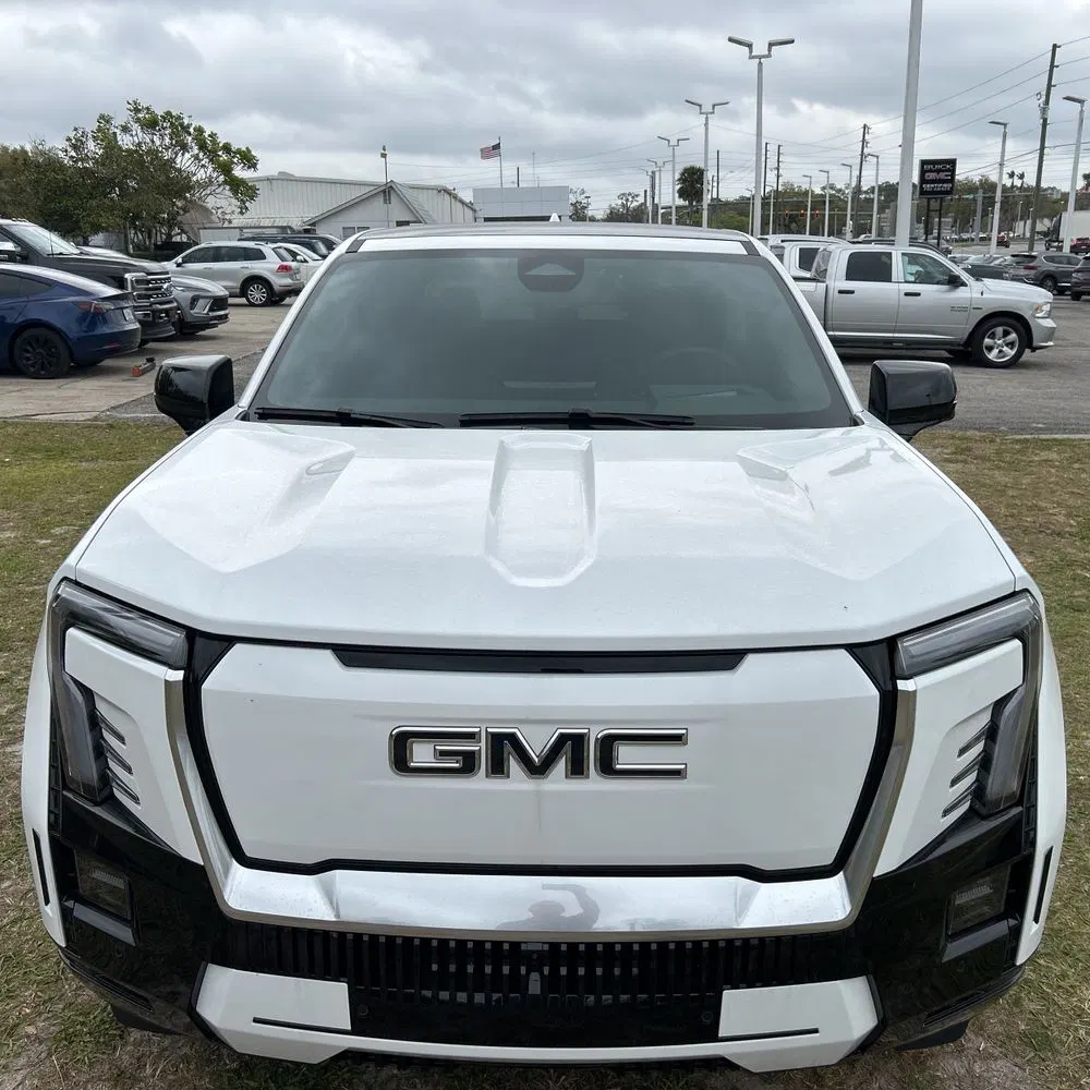 2025 GMC Sierra EV Denali