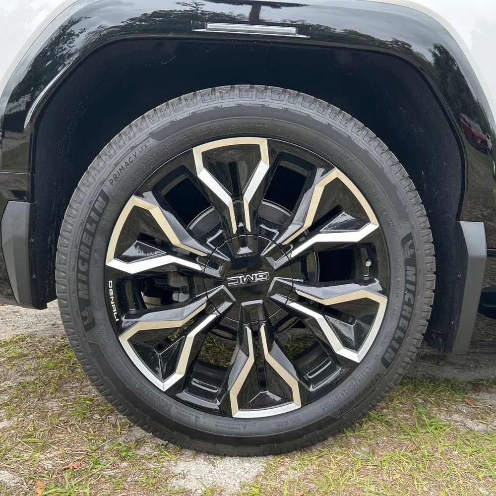 2025 GMC Sierra EV Denali