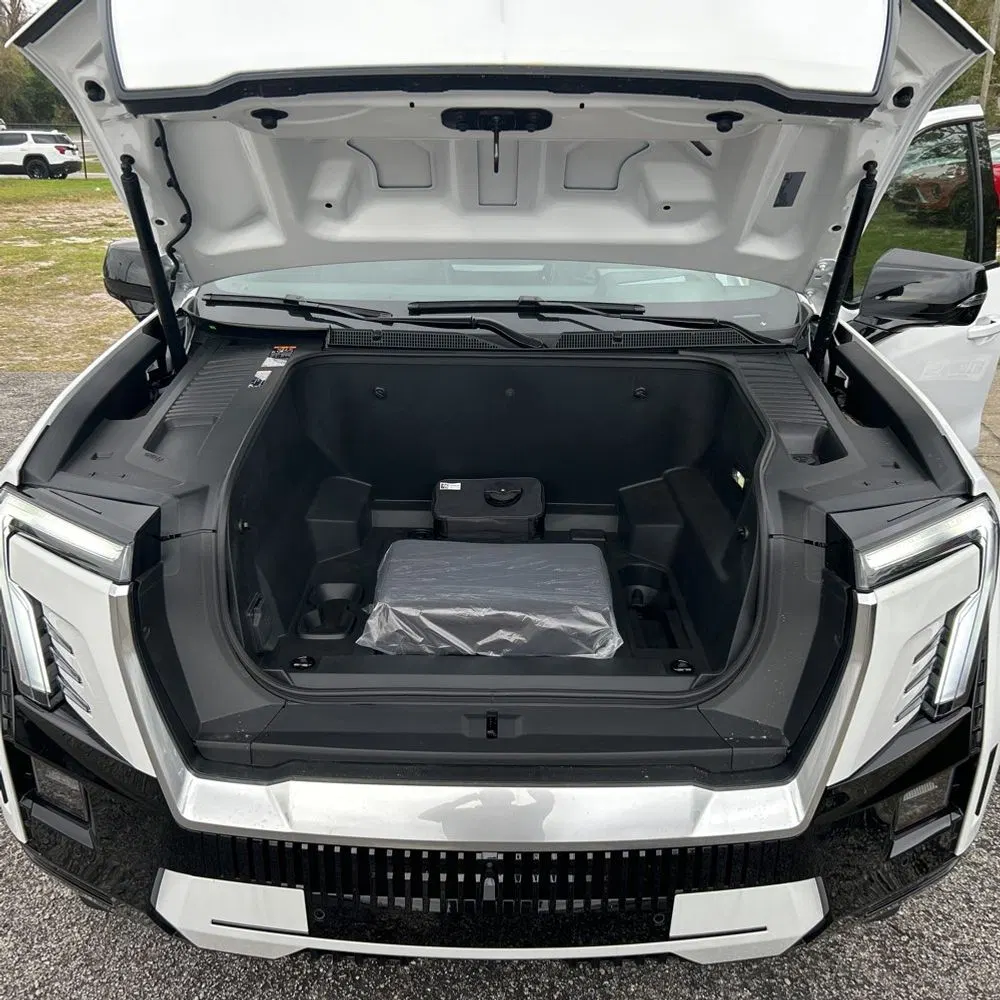 2025 GMC Sierra EV Denali