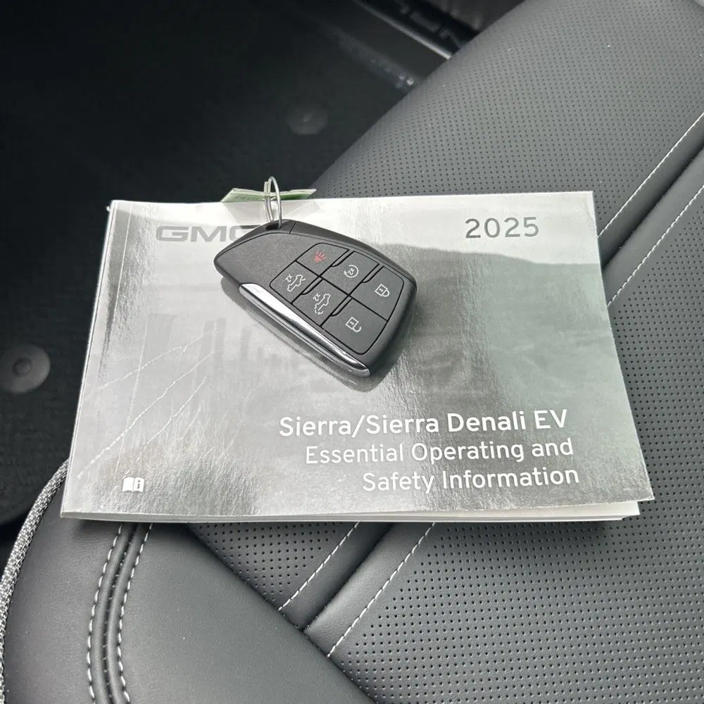 2025 GMC Sierra EV Denali