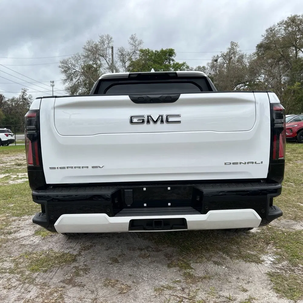 2025 GMC Sierra EV Denali