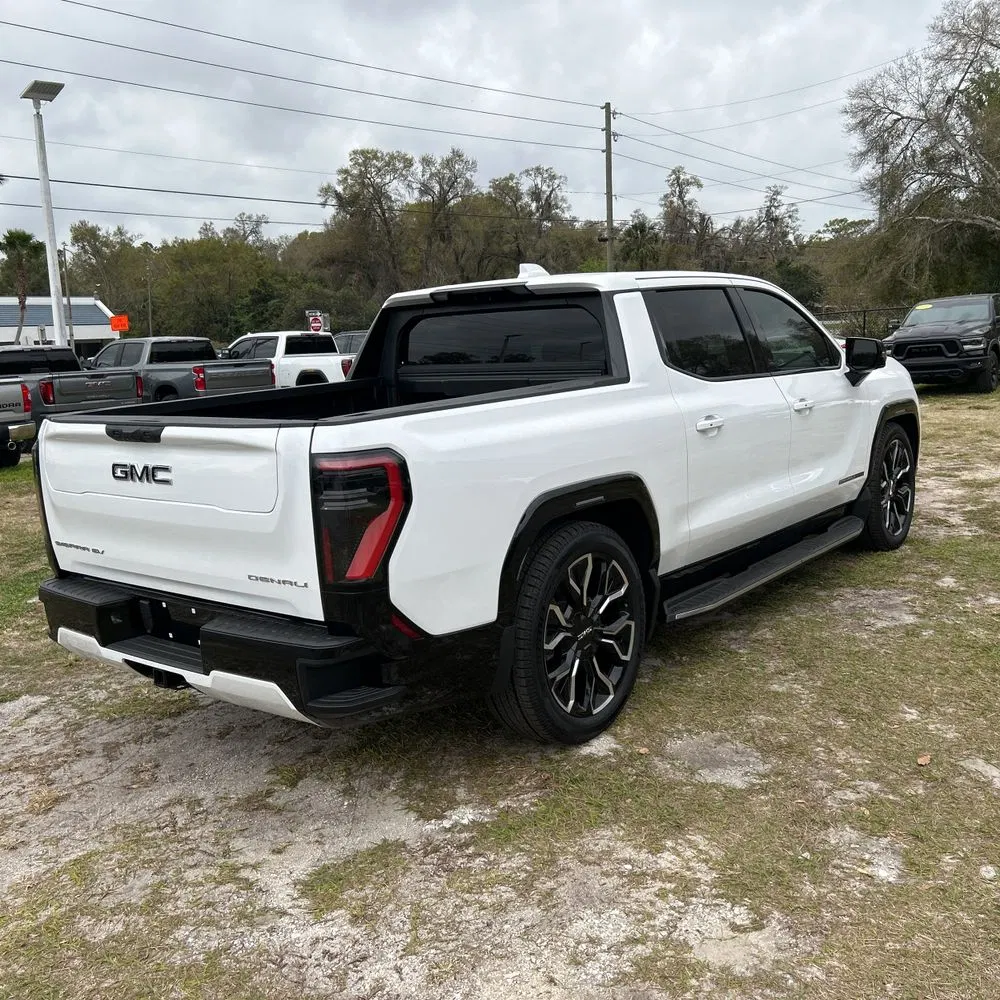 2025 GMC Sierra EV Denali