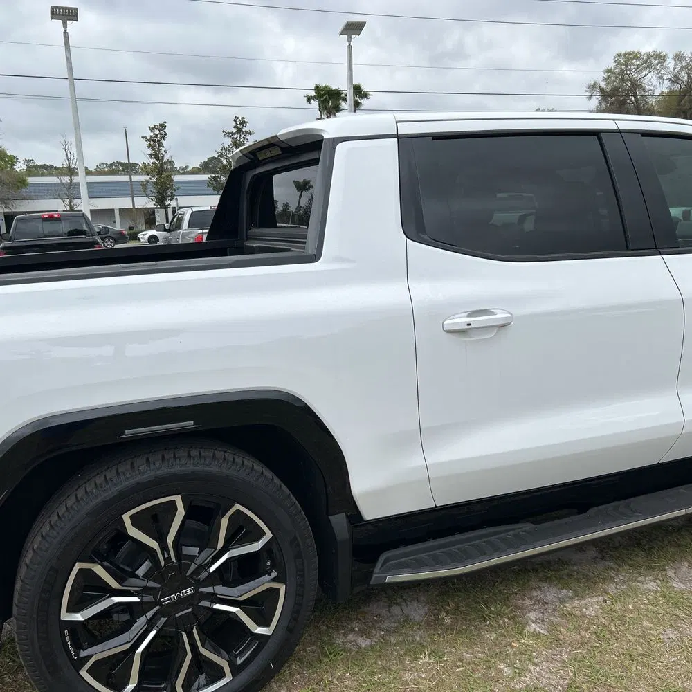 2025 GMC Sierra EV Denali