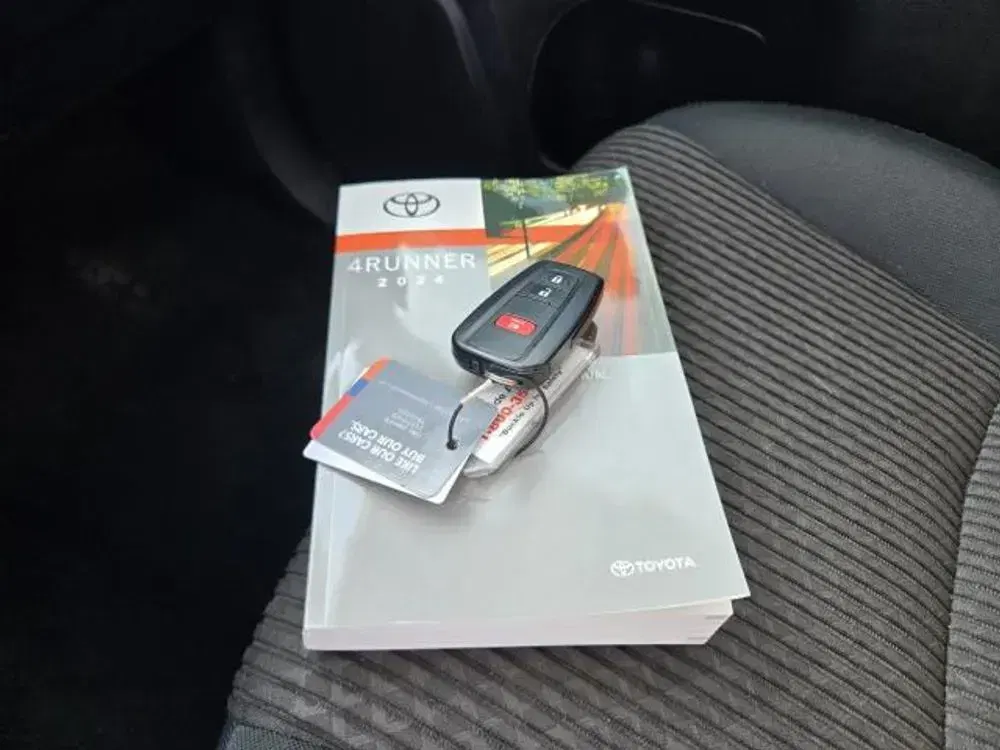2024 Toyota 4Runner TRD Off Road