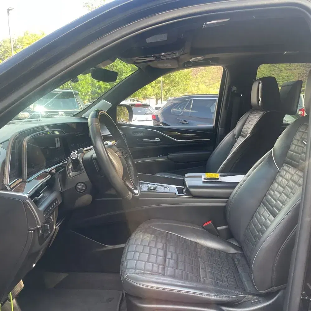 2022 Cadillac Escalade Sport Platinum