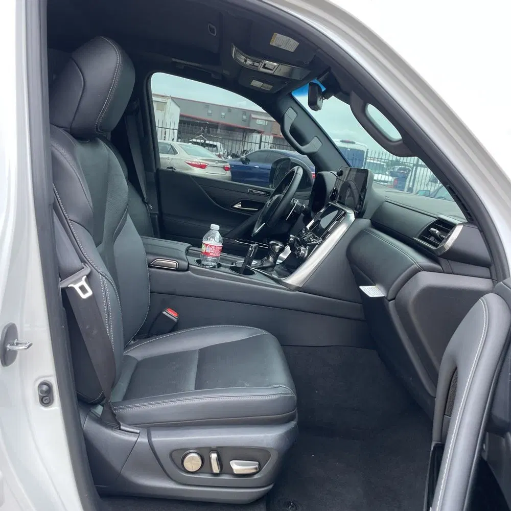 2022 Lexus LX 600 Premium