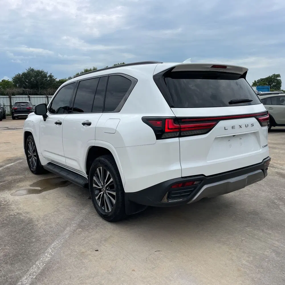2022 Lexus LX 600 Premium