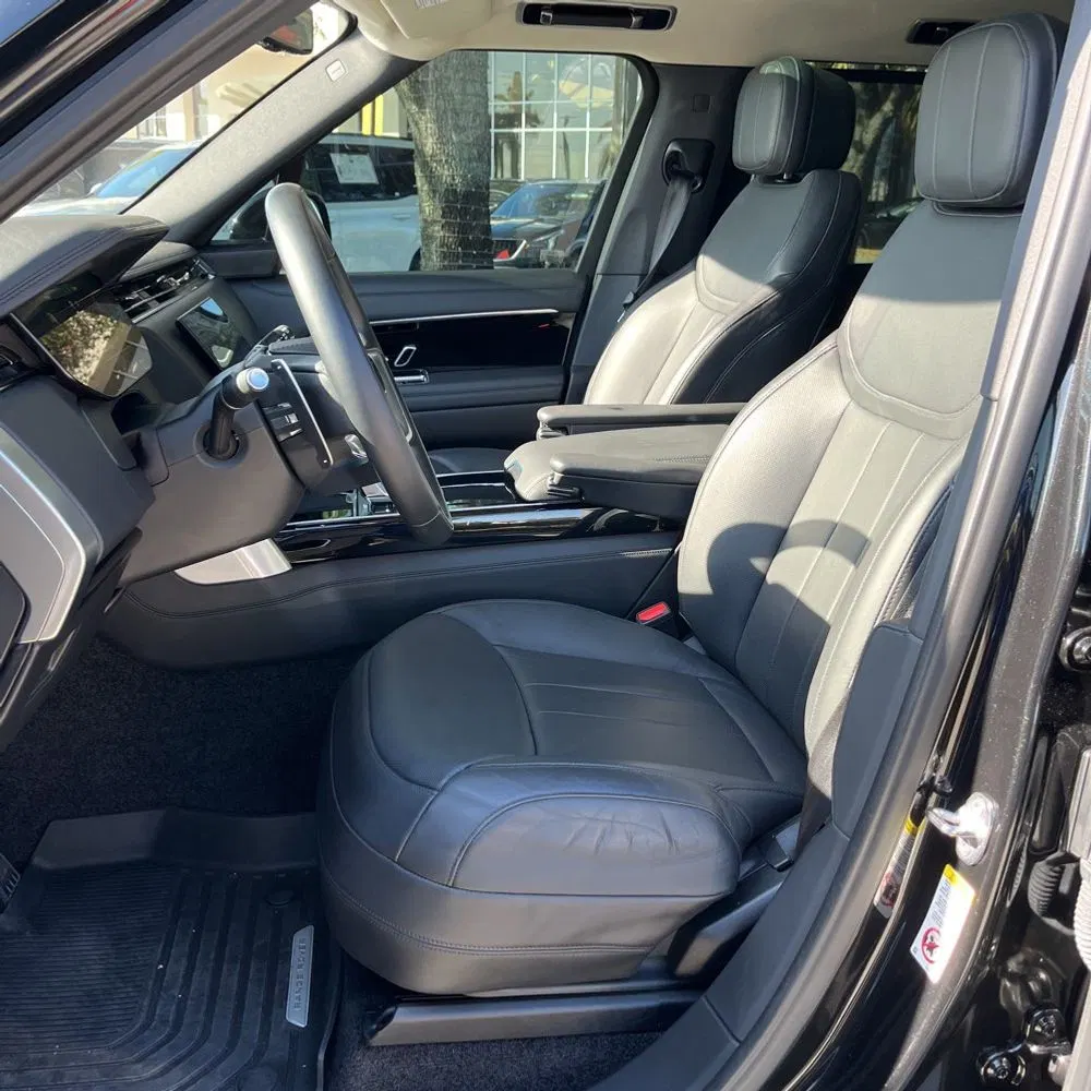 2023 Land Rover Range Rover P400 SE LWB