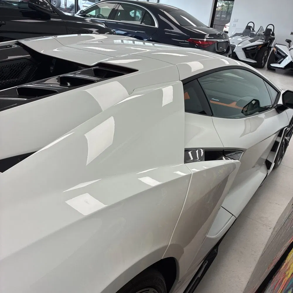 2024 Lamborghini Revuelto Base