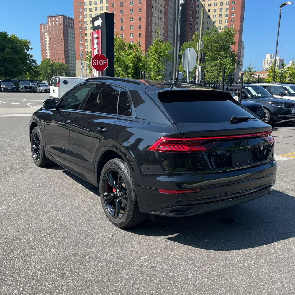 2023 Audi Q8 Premium Plus 55 TFSI