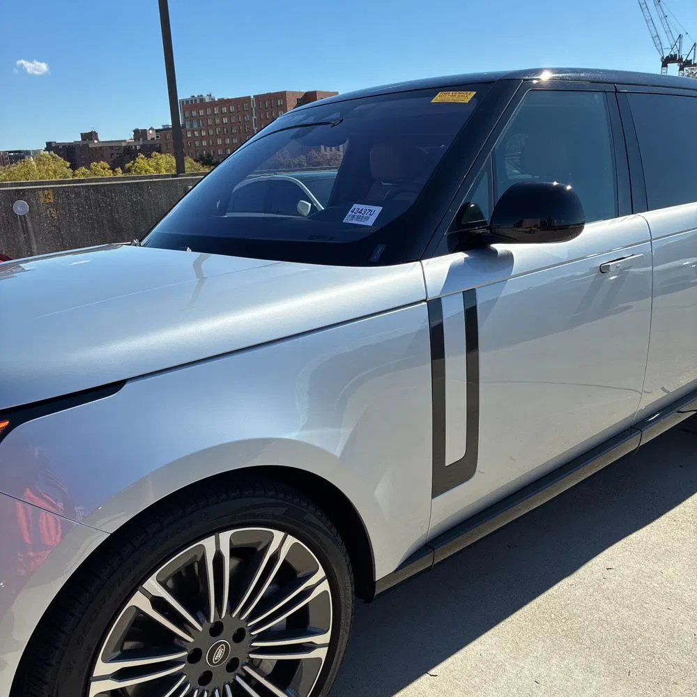 2023 Land Rover Range Rover P530 SE LWB