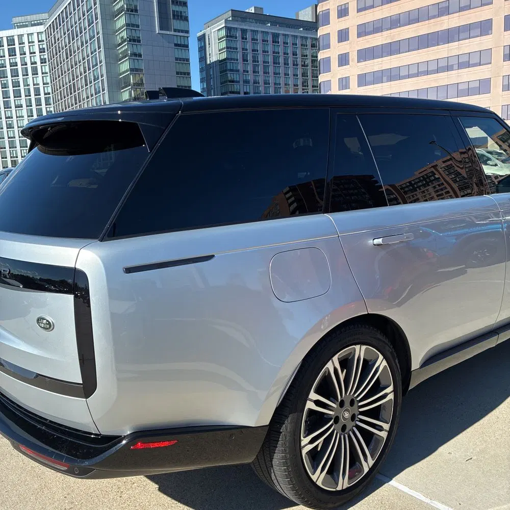 2023 Land Rover Range Rover P530 SE LWB
