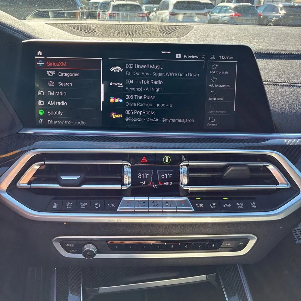 2023 BMW X5 M50i