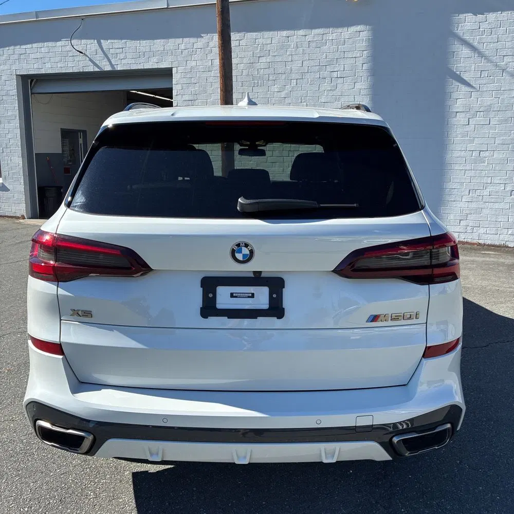2023 BMW X5 M50i