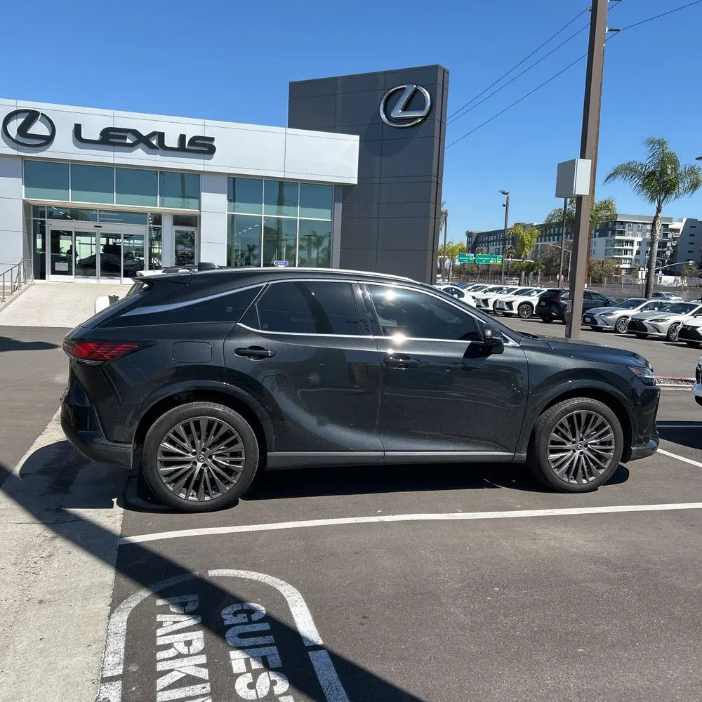 2024 Lexus RX 450h+ Luxury