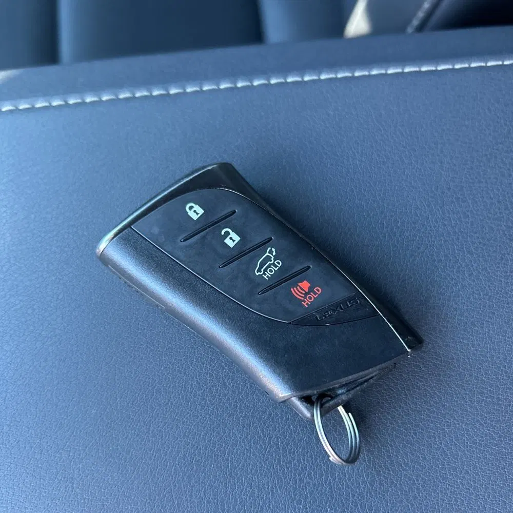 2024 Lexus RX 450h+ Luxury