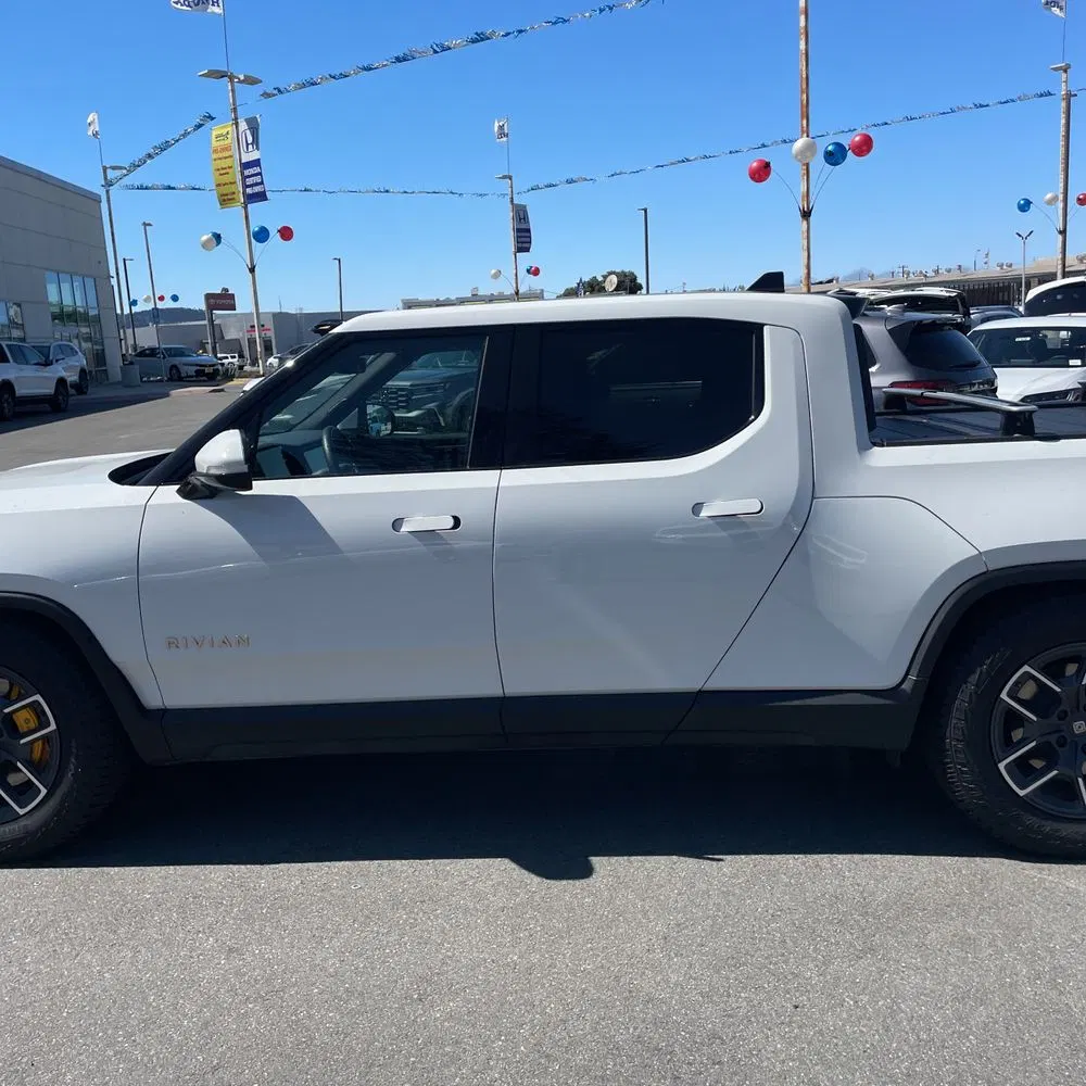 2022 Rivian R1T Launch Edition