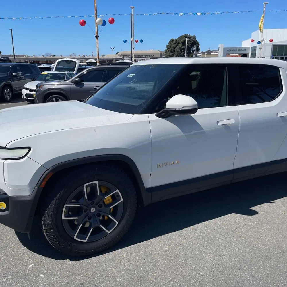 2022 Rivian R1T Launch Edition