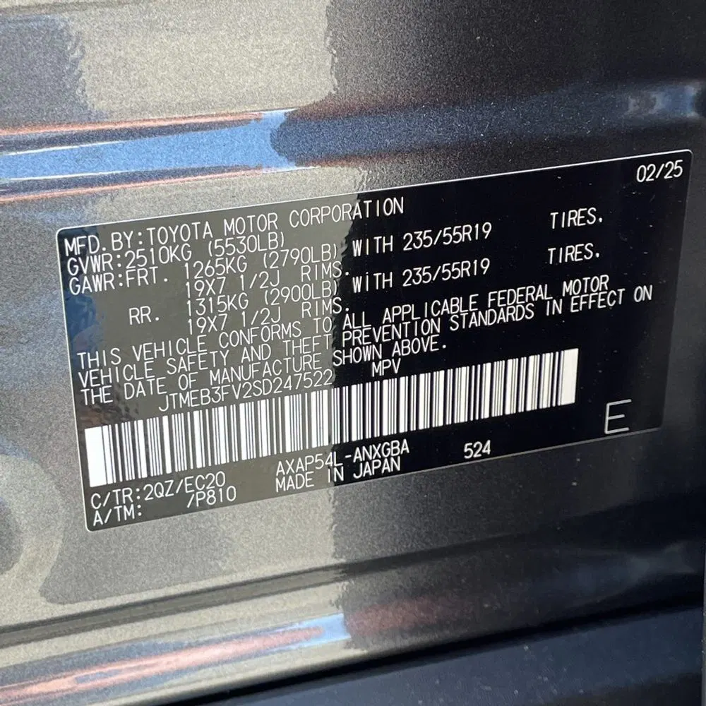 2025 Toyota RAV4 Plug-in Hybrid XSE