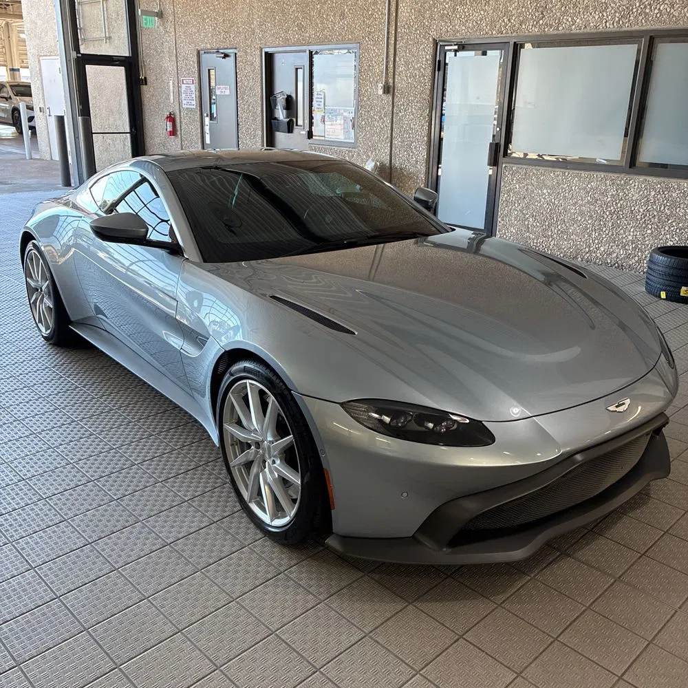 2020 Aston Martin Vantage Base
