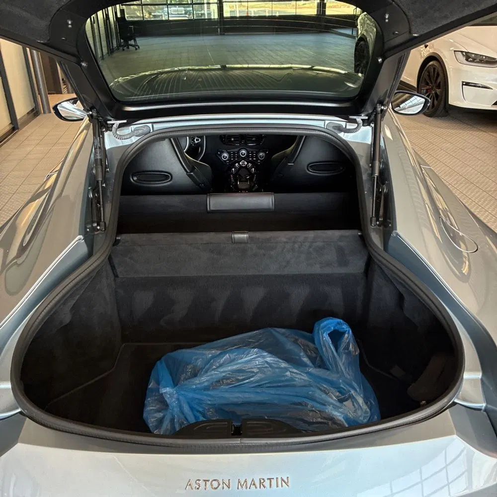 2020 Aston Martin Vantage Base