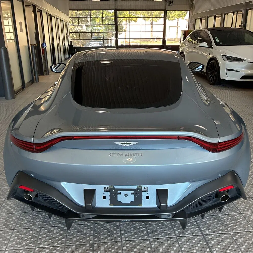 2020 Aston Martin Vantage Base