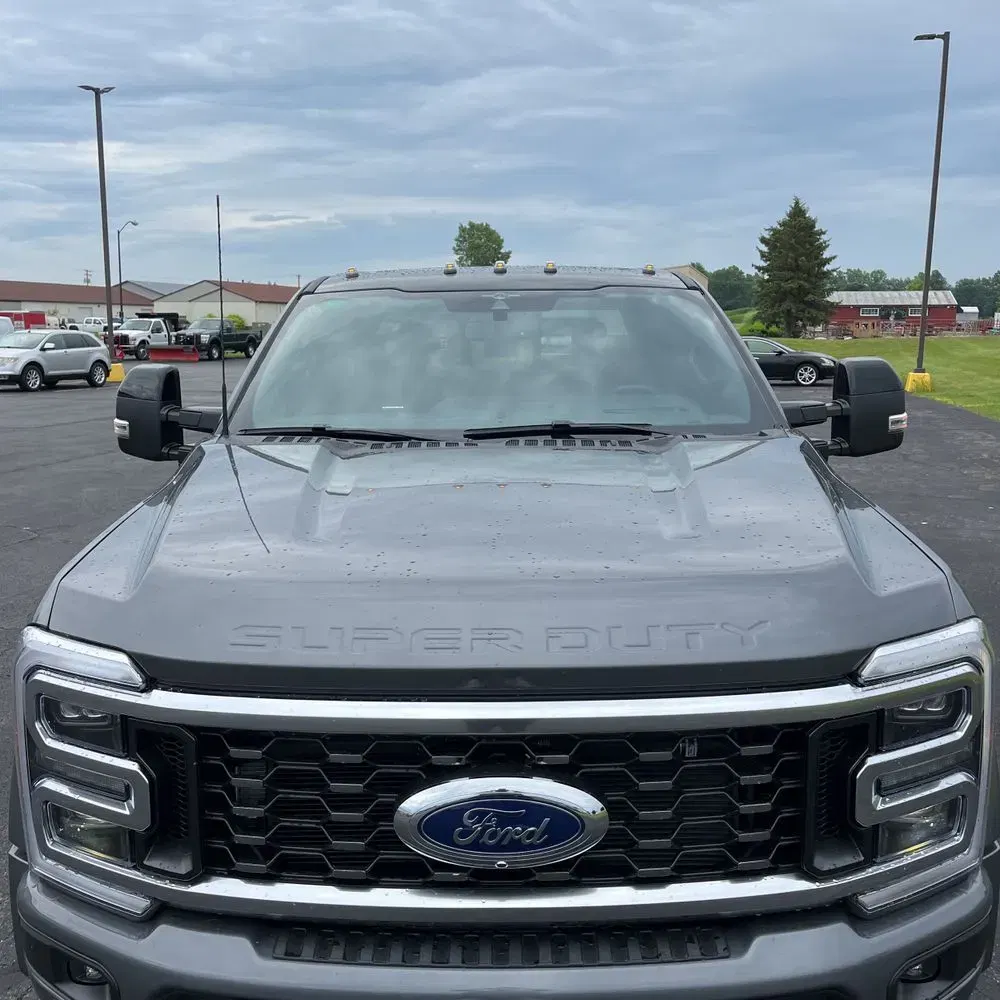 2025 Ford F-450 Super Duty Platinum