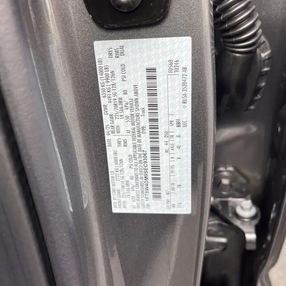2025 Ford F-450 Super Duty Platinum