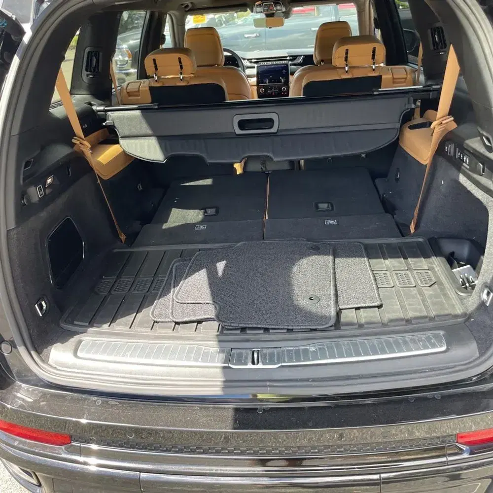 2023 Jeep Grand Cherokee L Summit Reserve