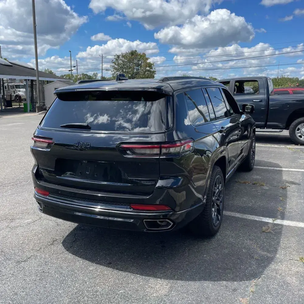 2023 Jeep Grand Cherokee L Summit Reserve