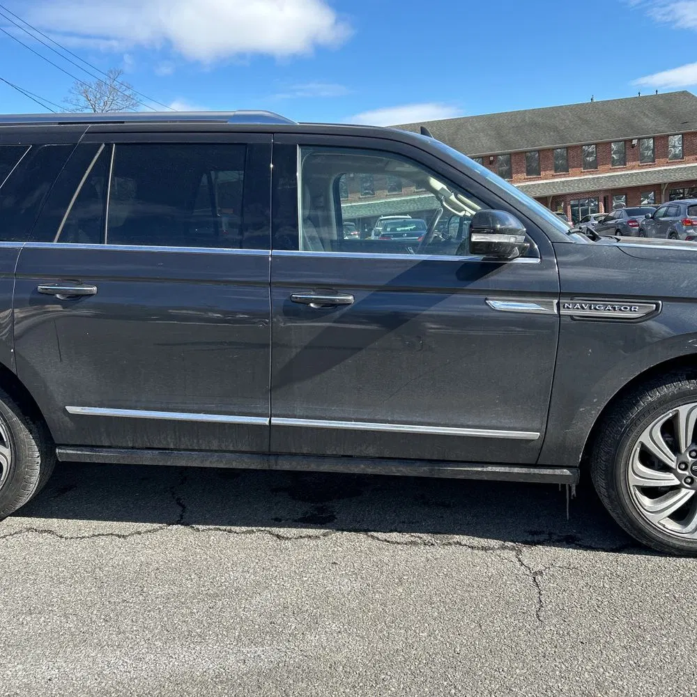2022 Lincoln Navigator L Reserve