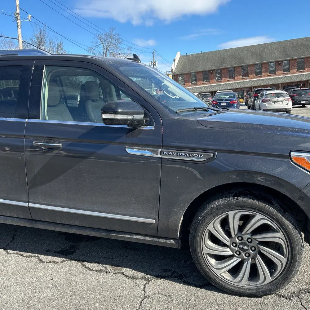 2022 Lincoln Navigator L Reserve