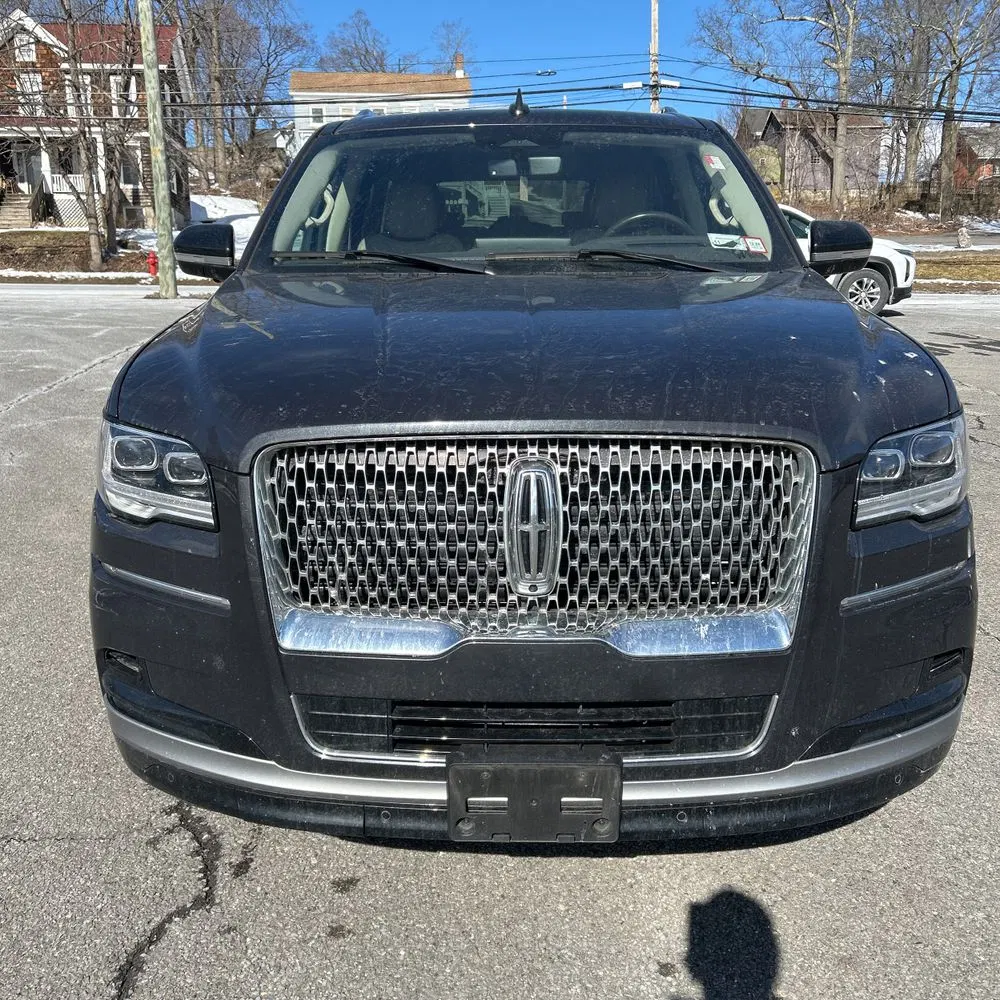 2022 Lincoln Navigator L Reserve