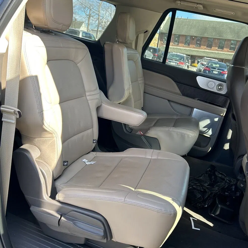 2022 Lincoln Navigator L Reserve