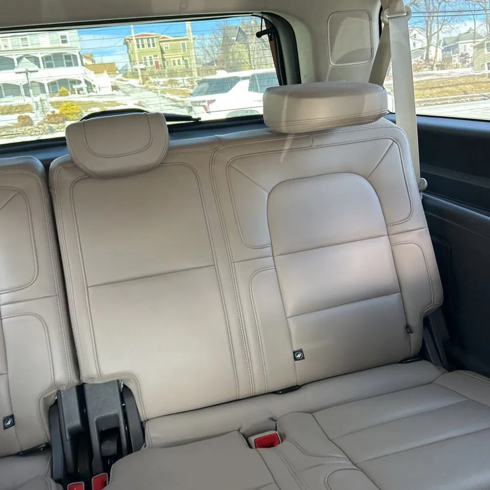 2022 Lincoln Navigator L Reserve