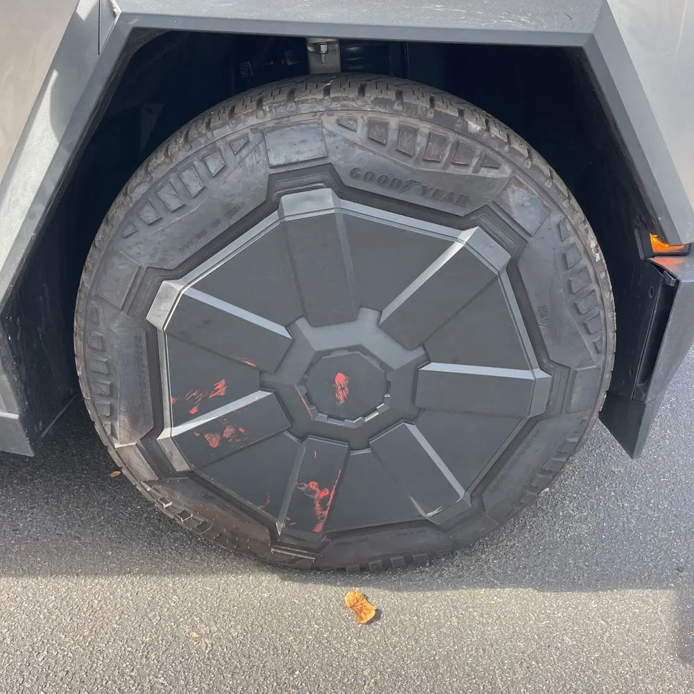 2024 Tesla Cybertruck Base