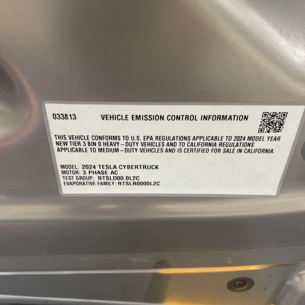 2024 Tesla Cybertruck Base