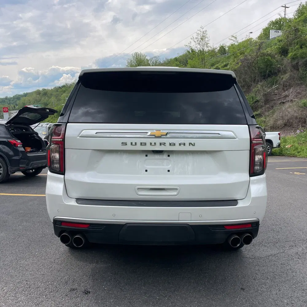 2023 Chevrolet Suburban High Country