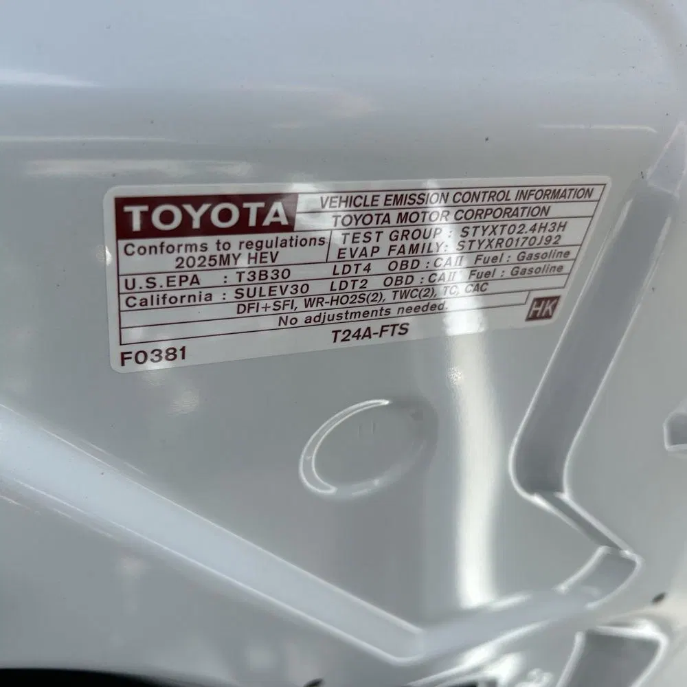 2025 Toyota Tacoma Trailhunter HV