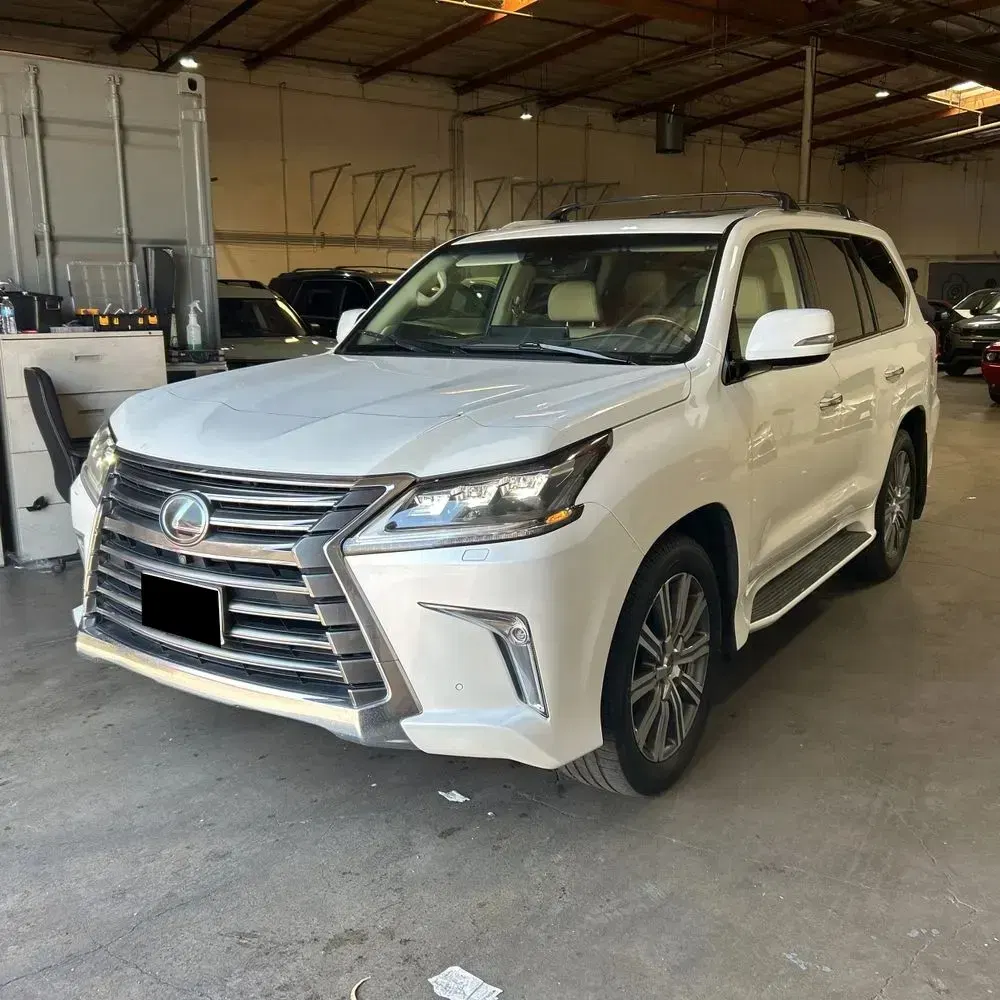 2017 Lexus LX 570 Base