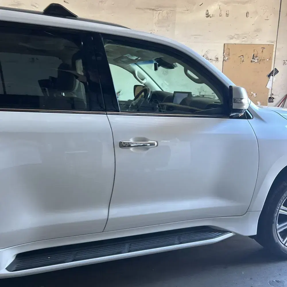 2017 Lexus LX 570 Base