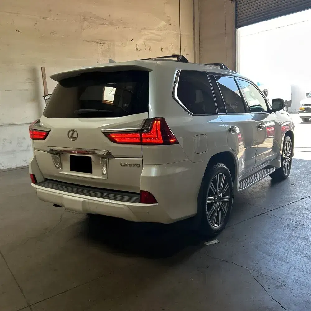 2017 Lexus LX 570 Base