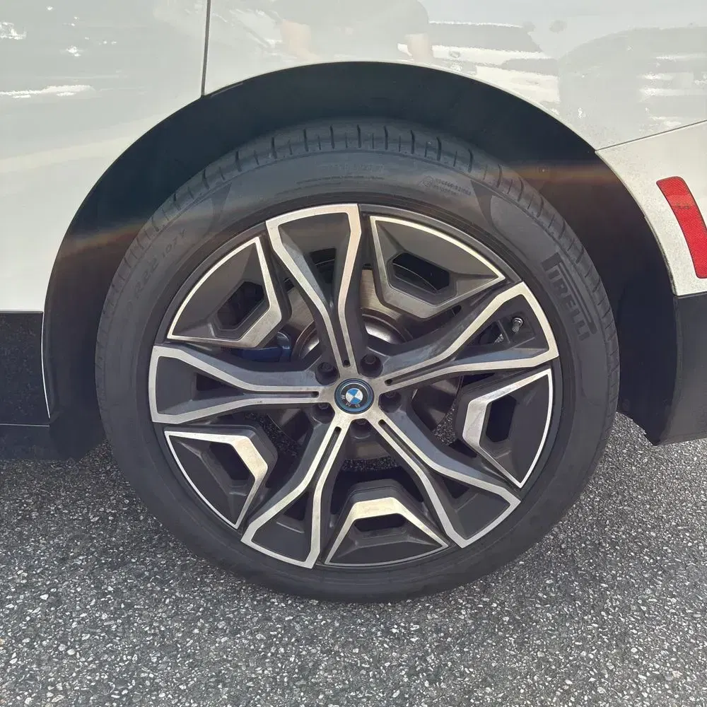 2024 BMW iX xDrive50