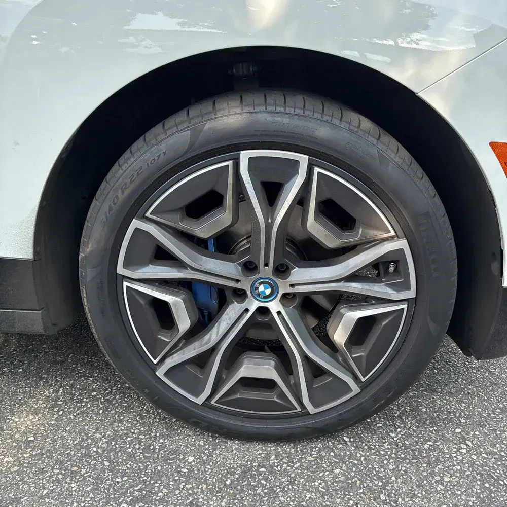 2024 BMW iX xDrive50