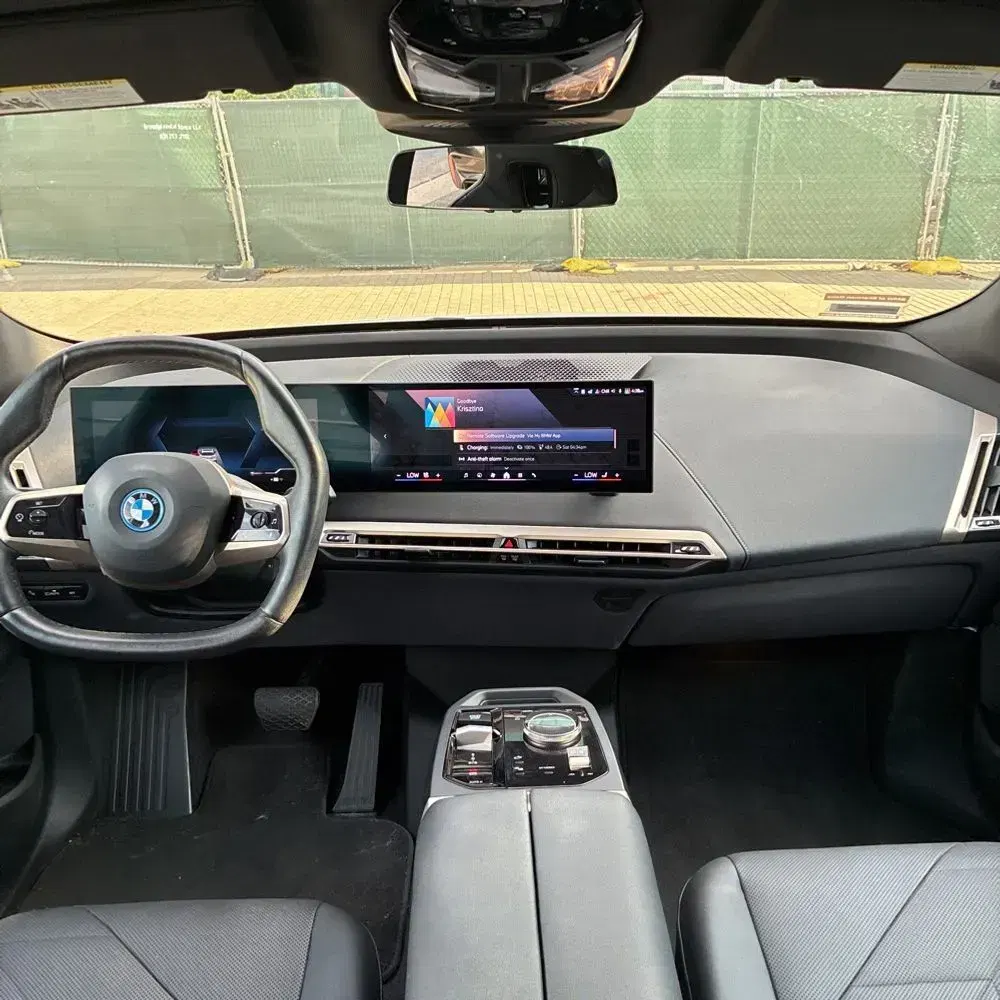 2024 BMW iX xDrive50