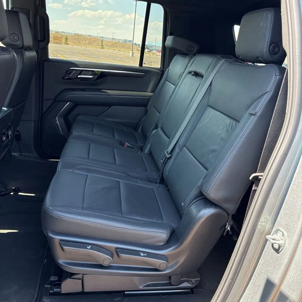2025 Chevrolet Suburban Z71