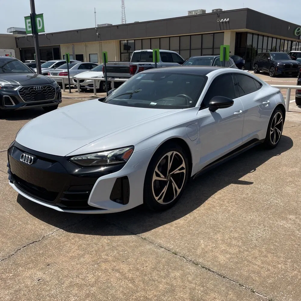 2022 Audi e-tron GT Premium Plus