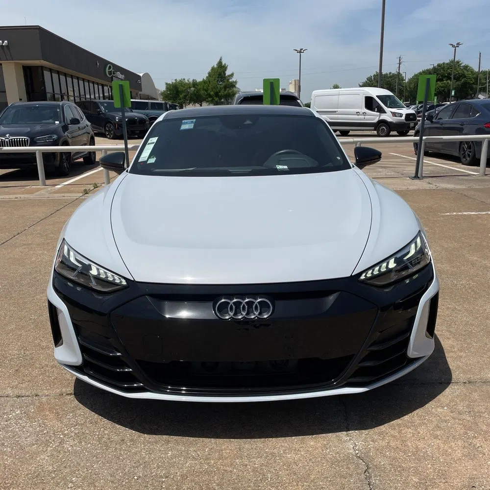 2022 Audi e-tron GT Premium Plus