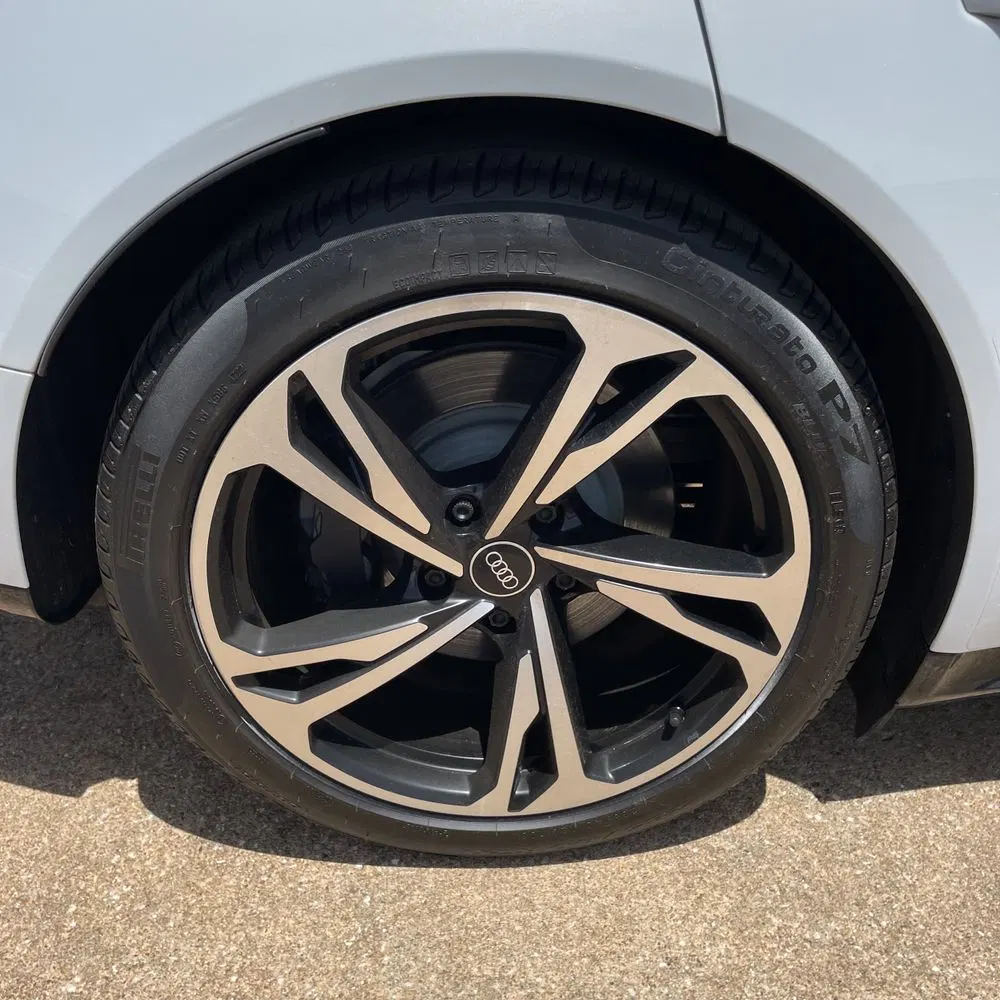 2022 Audi e-tron GT Premium Plus